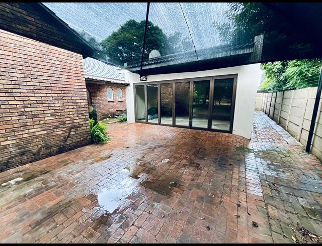 3 BEDROOM FREESTANDING FOR SALE IN PIERRE VAN RYNEVELD